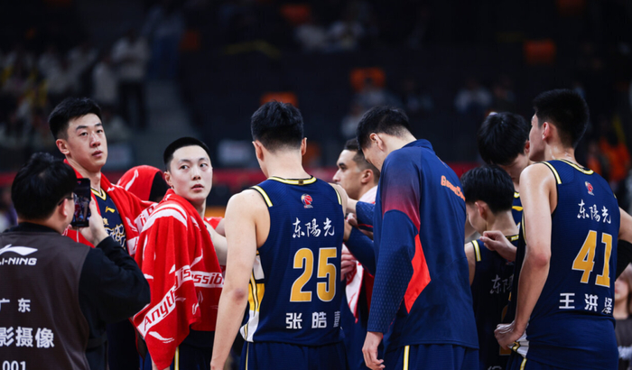 广东男篮迎战上海队 面对三连败压力杜锋谈球队