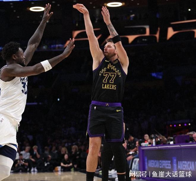 热火阿德巴约83分创历史纪录 火箭登顶西部第三